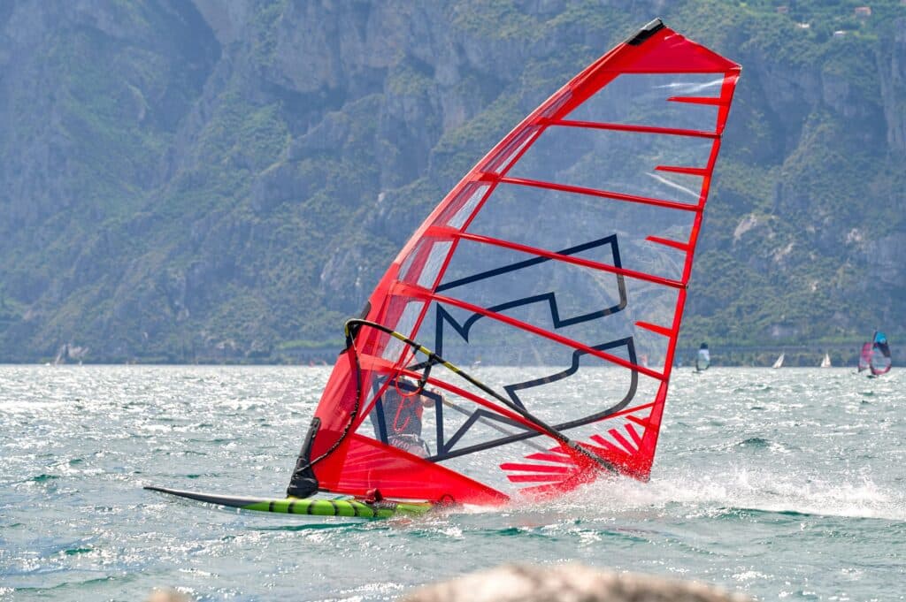 Riparazione vele windsurf roma 58 sails